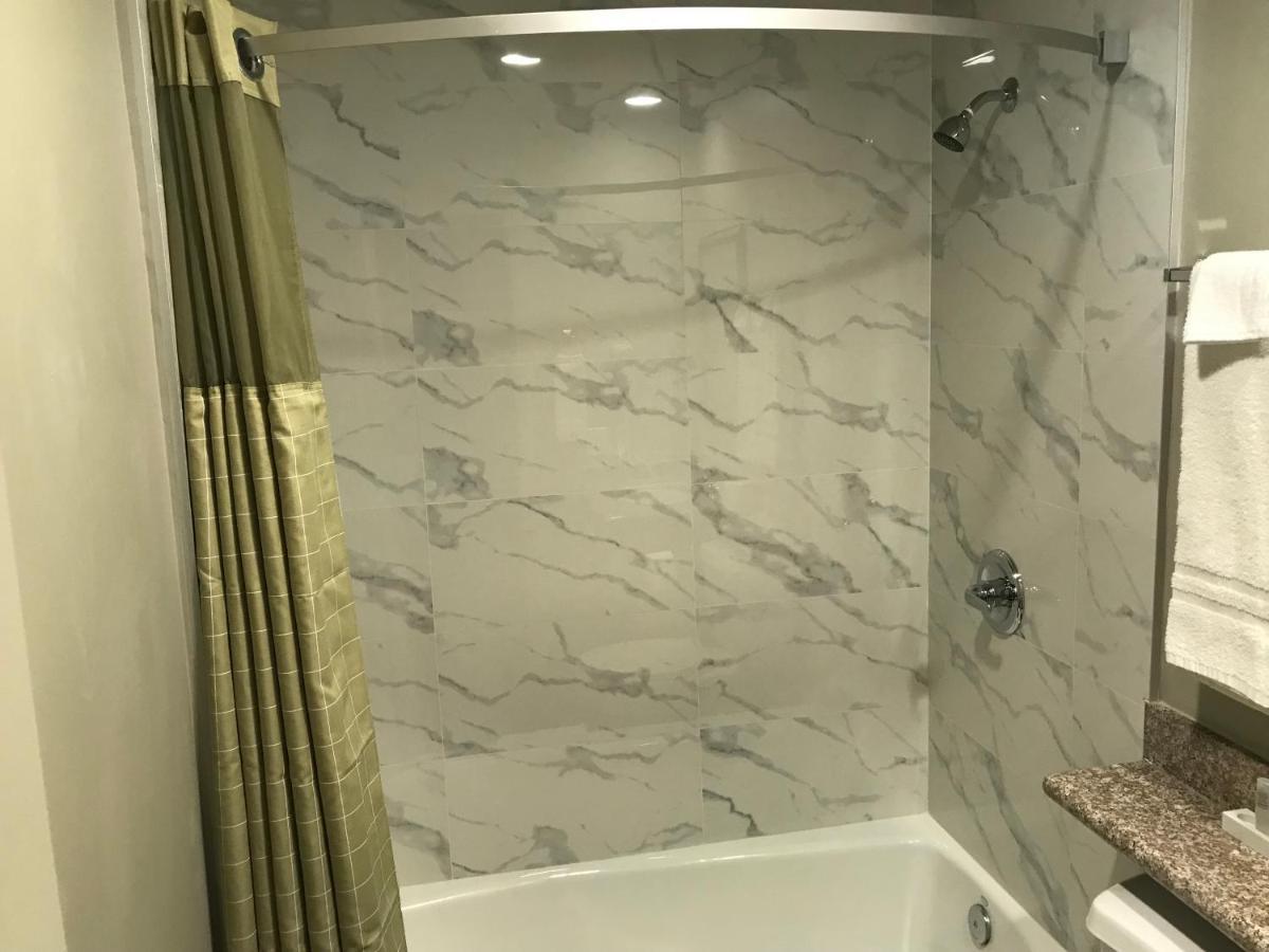 Hyland Inn بري المظهر الخارجي الصورة
